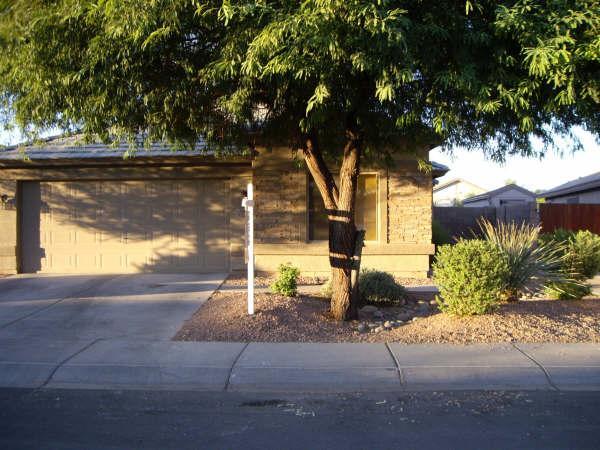 15664 w Saguaro Ln